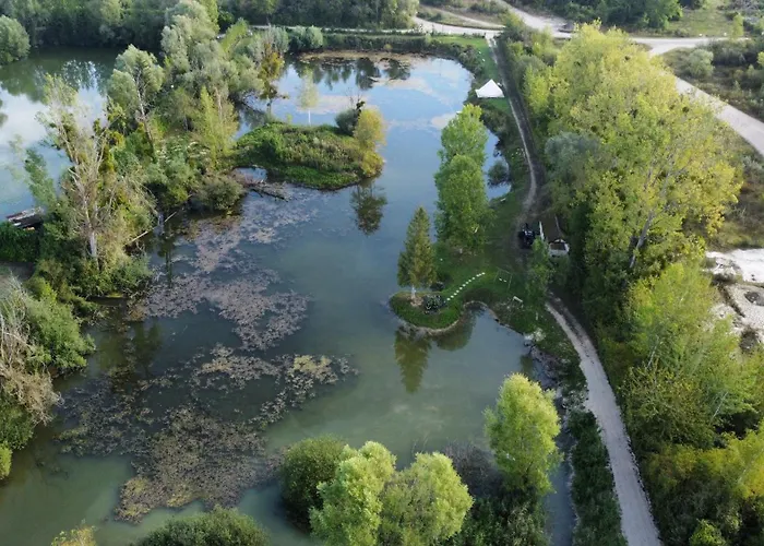 Luxury tent Yourte Du Pied De Loup